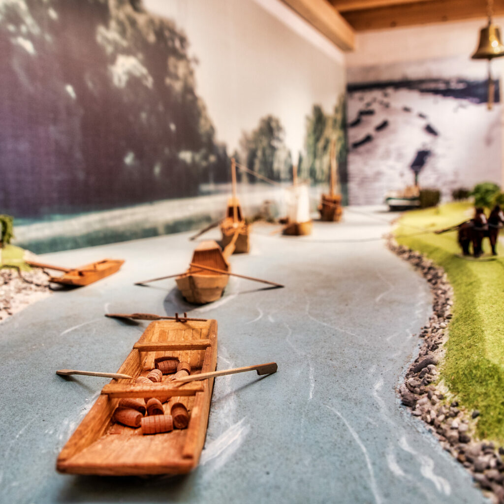 ©Fotografie Britta Hoff Museums-Miniatur von Booten auf dem Rhein