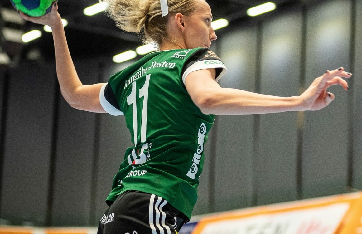 Sportlerin beim Handball